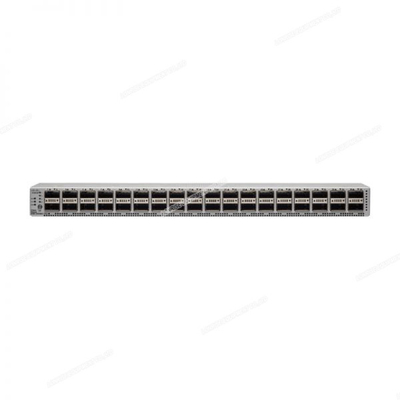 DS-C9148T-24PITK9 Cisco 10/100/1000 Mbps Ethernet w/ 24 aktif port +32G SW egzoz