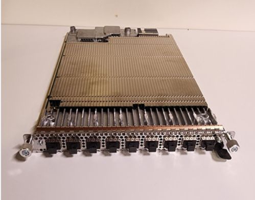 475266A (ABIO) bir Nokia AirScale yüksek kapasiteli 5G sistem modülü takma ünitesi