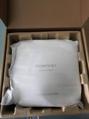 FAP-431F-E  FortiAP-431F İç Mekan Kablosuz FortiAP - Üç radyo (2x 802.11 a/b/g/n/ac/ax, 4x4 MIMO ve 1x 802.11 a/b/g/n/ac Wave 2, 2x2 MU-MIMO), dahili antenler, 1x 100/1000/2500 Base-T RJ45, 1x 10/10