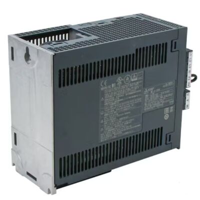 Mitsubishi MR-J4-350A 3.5kW AC Servo Sürücü Amplifikatörü 200-240V MELSERVO-J4 Serisi