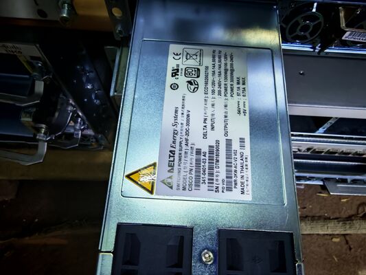 2x10G/IG Servis Kenar Hattı Kartı (BRAS) Yapılandırmasına sahip Cisco ASR-9904 Yönlendirici