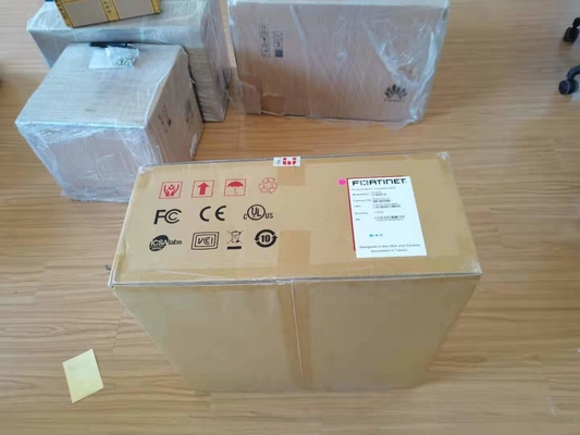 Fortinet FortiGate NGFW Orta Sınıf Serisi FG-200F FG-200F - Sadece Aygıt