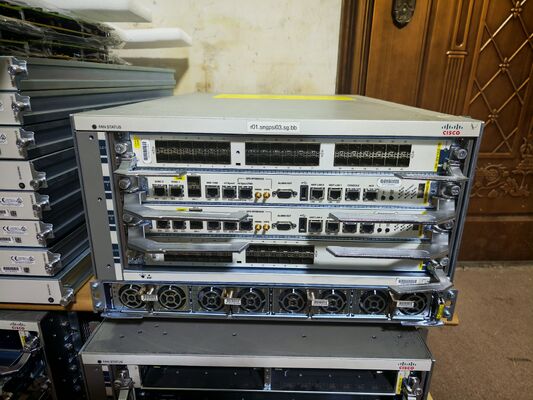 Cisco ASR-9904-AC Router.